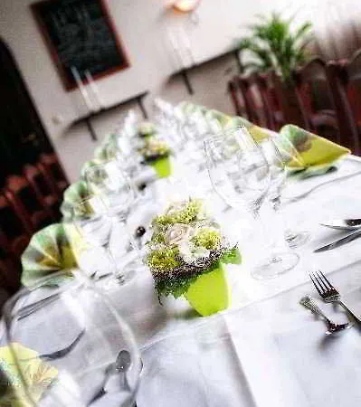 Отель Center Main Franken