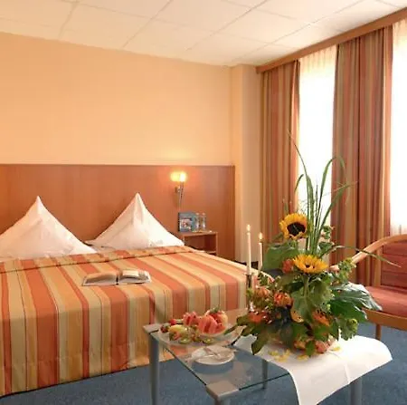 Center Main Franken Hotell