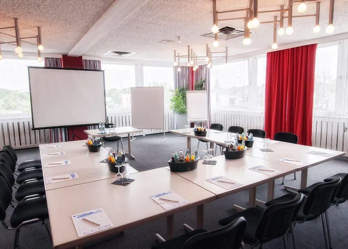 Hotel Center Main Franken 3*